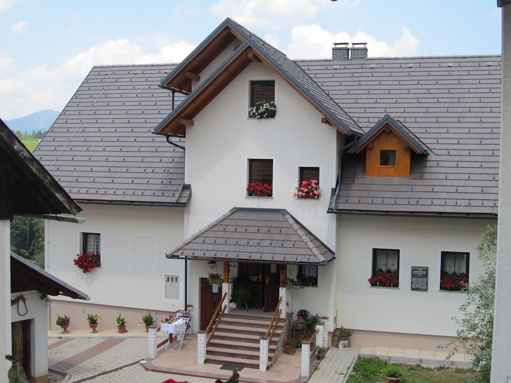 Tourist Farm Ljubica Villa Poljane nad Škofjo Loko Dış mekan fotoğraf